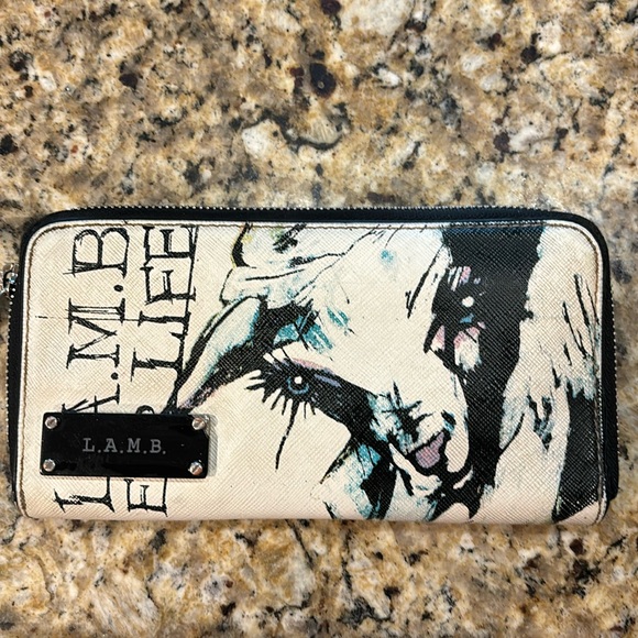 L.A.M.B Gwen Stefani Wallet - Picture 1 of 3